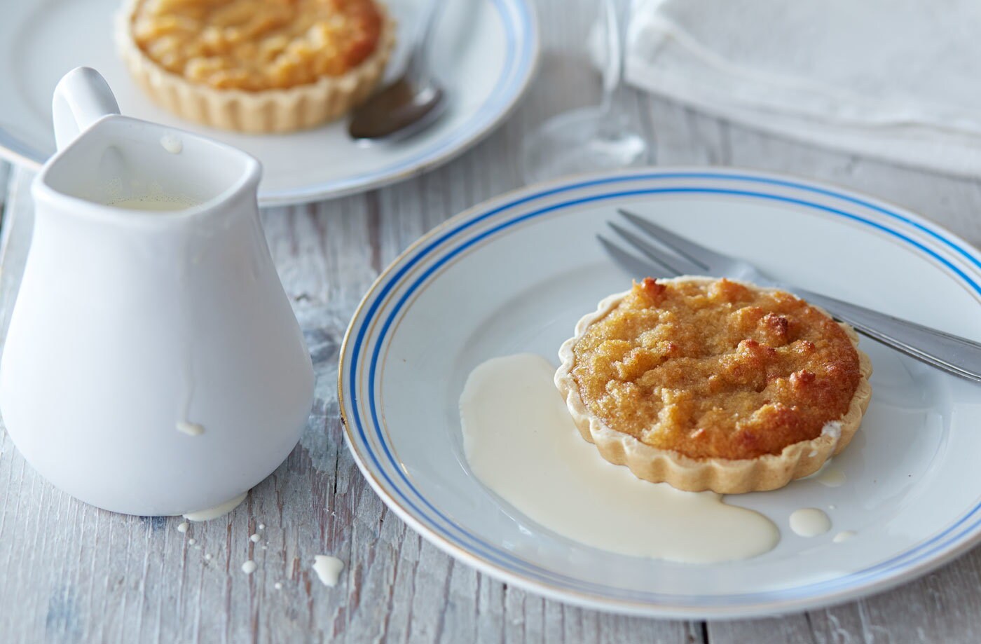 Individual treacle tarts