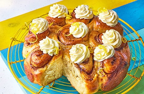Image of "David's citrus cinnamon rolls"