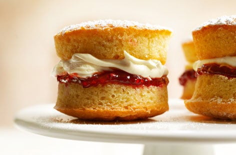 Image of "Individual Victoria sponge cakes "