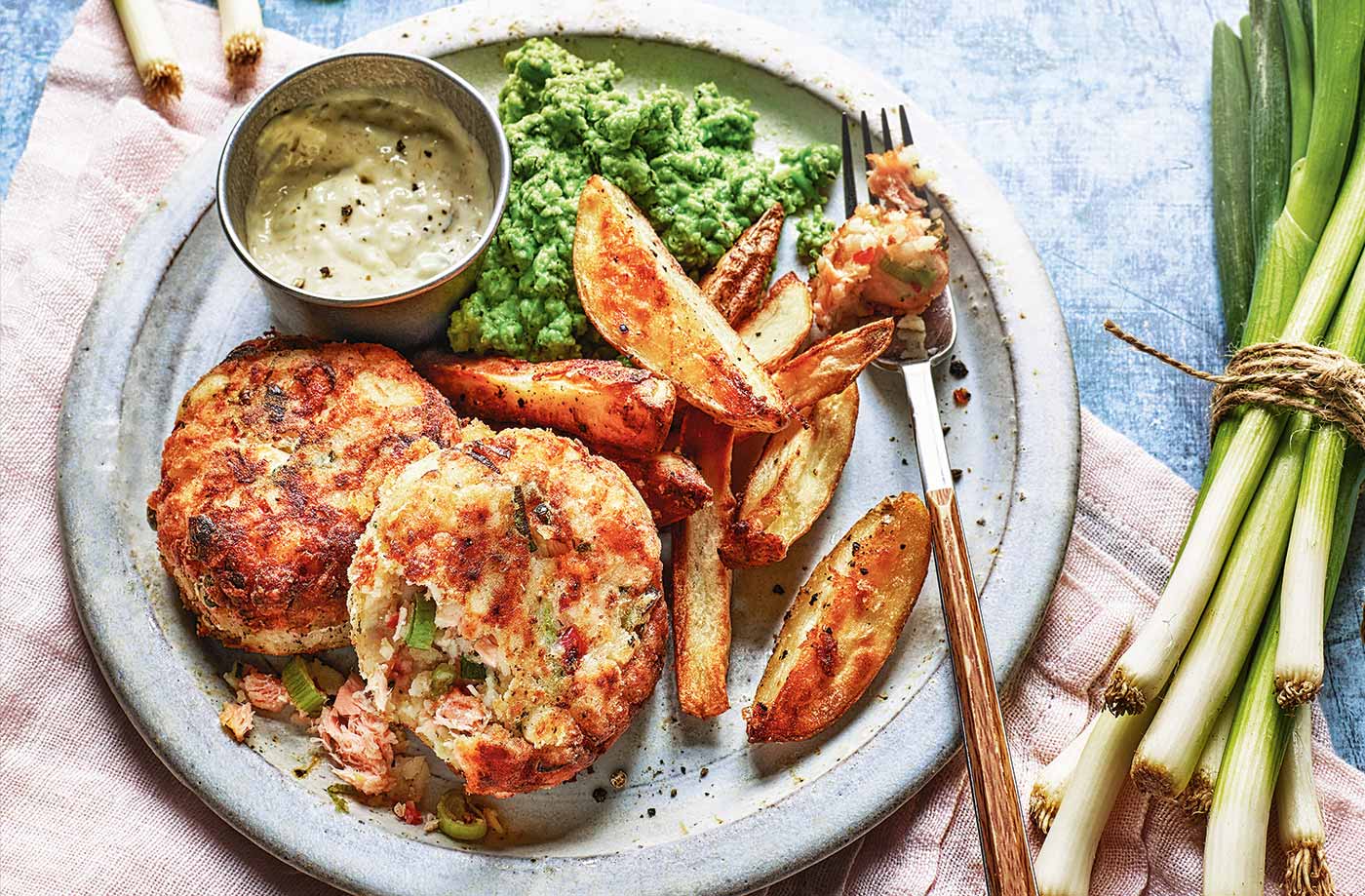 Salmon and spring onion fishcakes