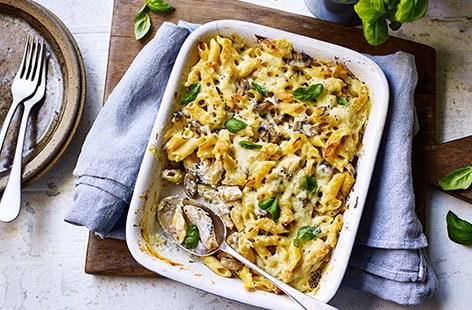 Image of "Cheesy chicken and mushroom pasta bake"
