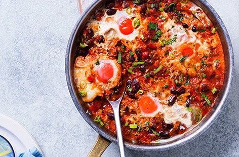 Image of "Spicy and smoky baked eggs"