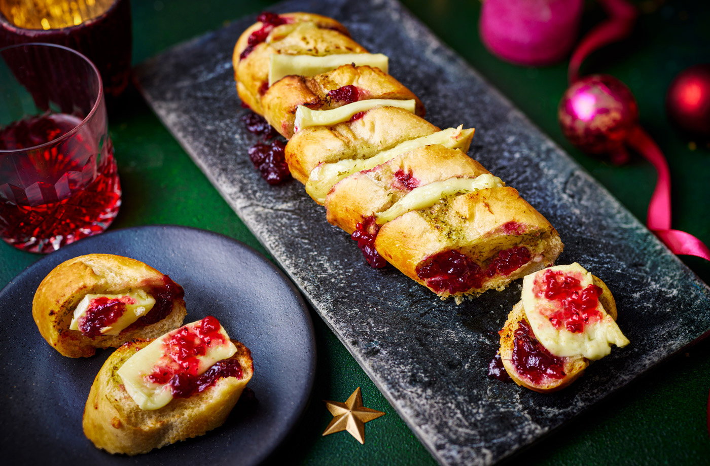 Cranberry and brie garlic bread