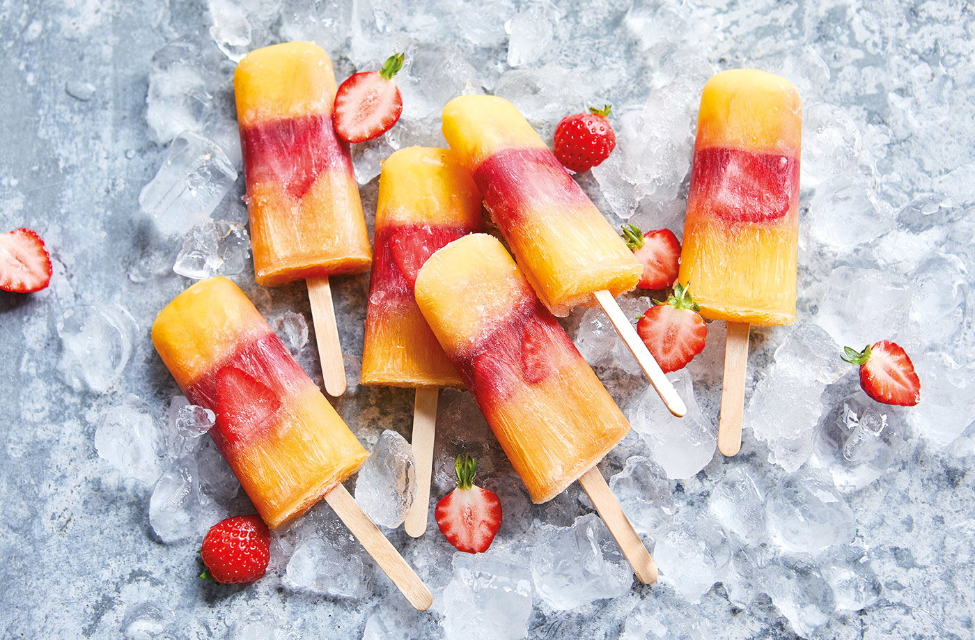 Striped fruit juice lollies