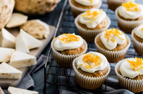 Image of "Celeriac and walnut muffins with cream cheese frosting"
