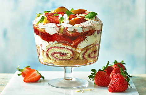 Image of "Eton mess summer trifle"