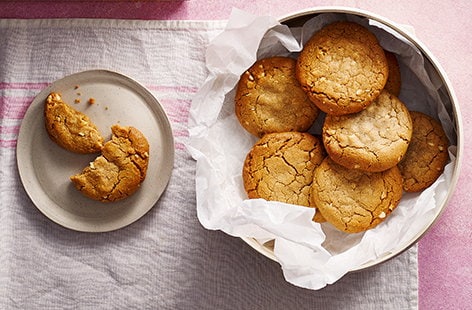 Image of "3-ingredient peanut butter cookies"