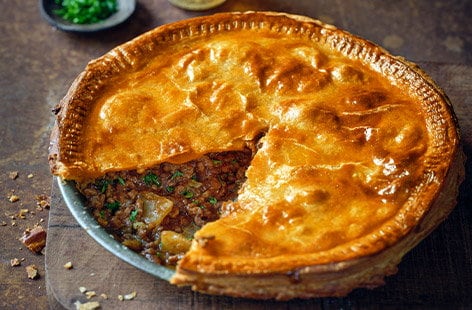 Image of "Pub classic beef and onion pie"