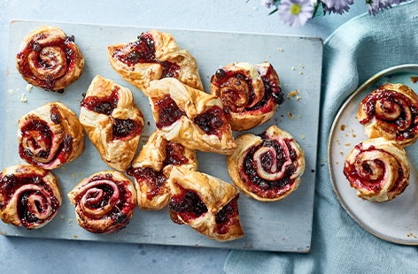 Image of "Mini berry pastries"