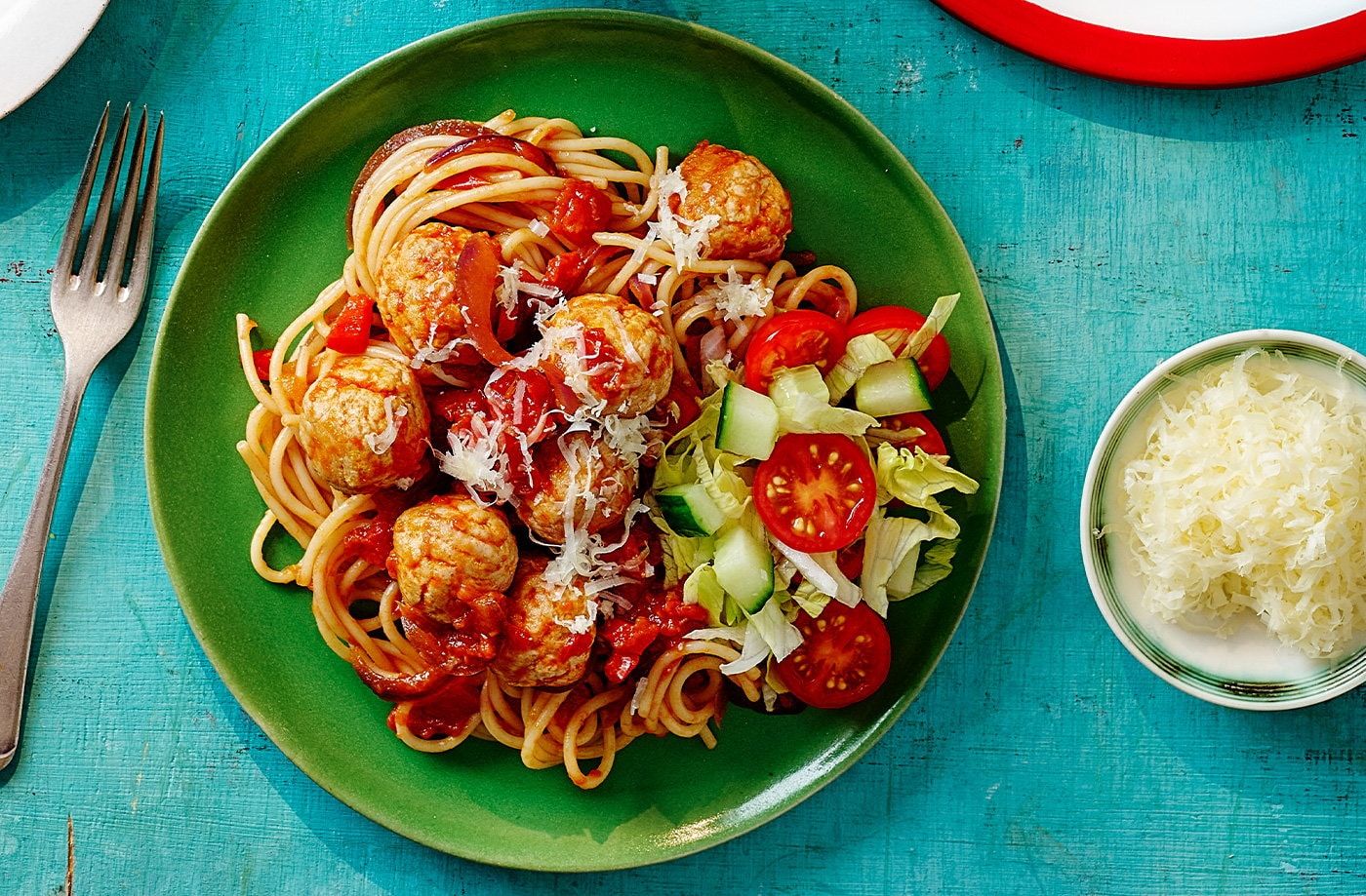 Turkey meatballs and tomato spaghetti