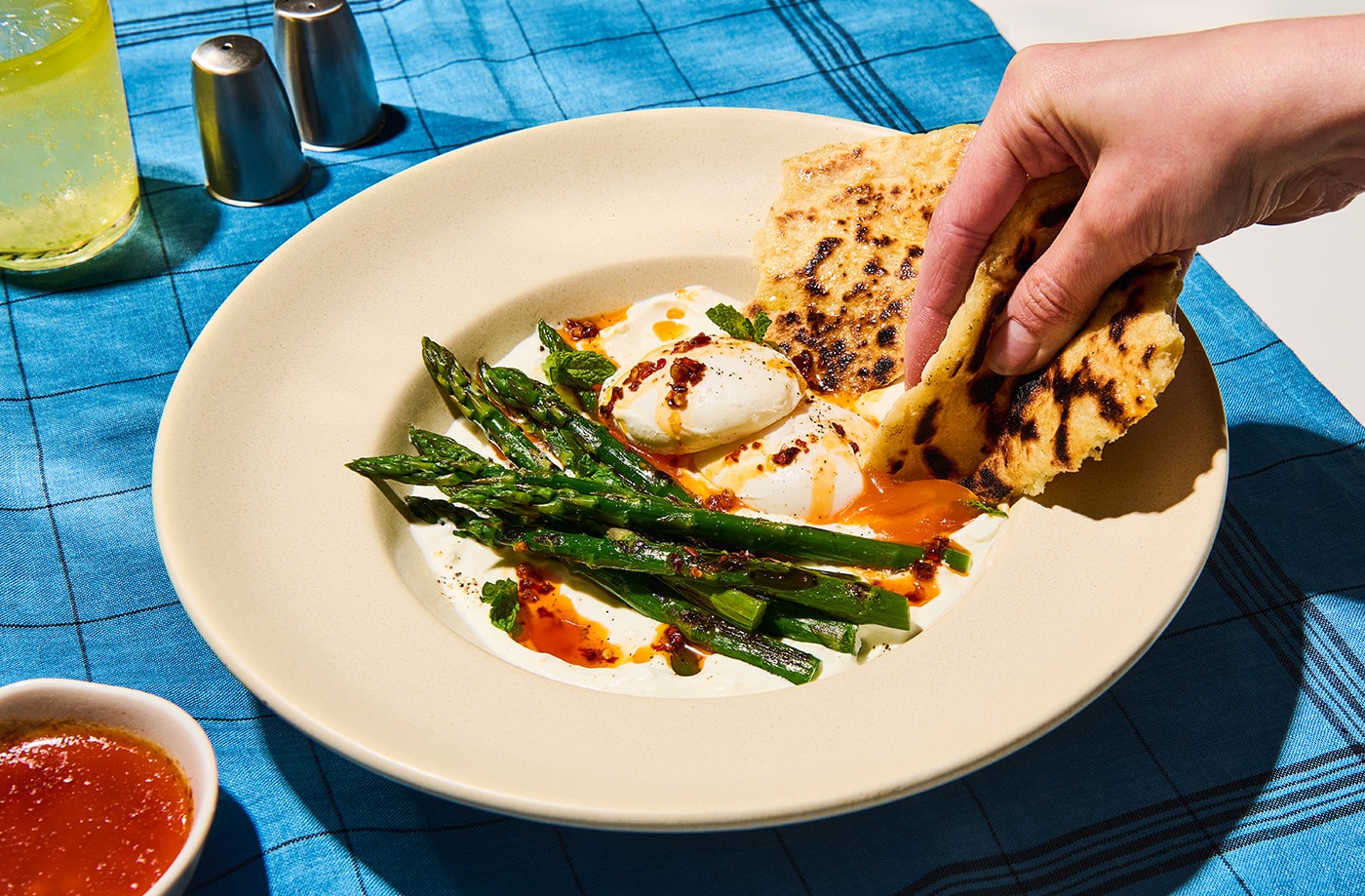 Turkish eggs with grilled asparagus