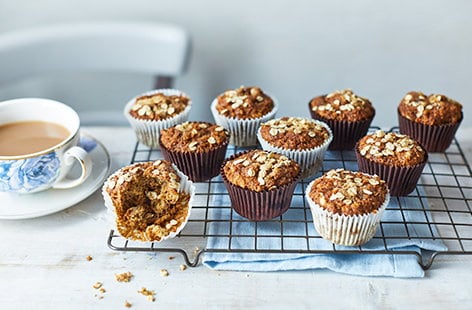 Image of "Vegan banana and oat muffins"