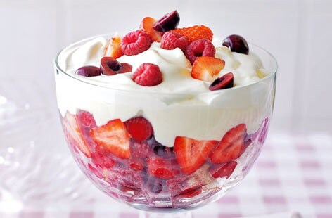 Summer berry trifle