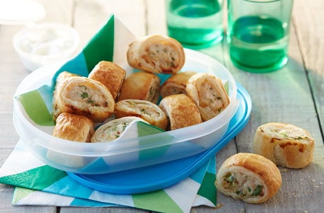 Image of "Chicken sausage rolls"