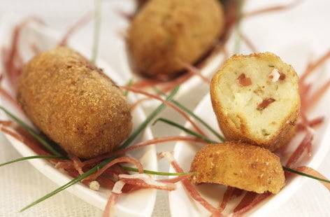 Image of "Spanish ham croquettes with cheese"