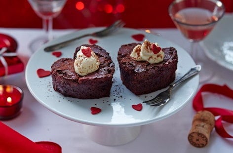 Image of "Red velvet brownies"