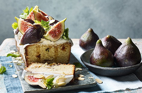 Image of "Fig and almond loaf cake"