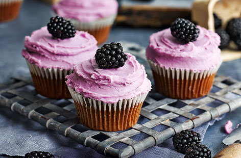 Image of "Black velvet cupcakes"