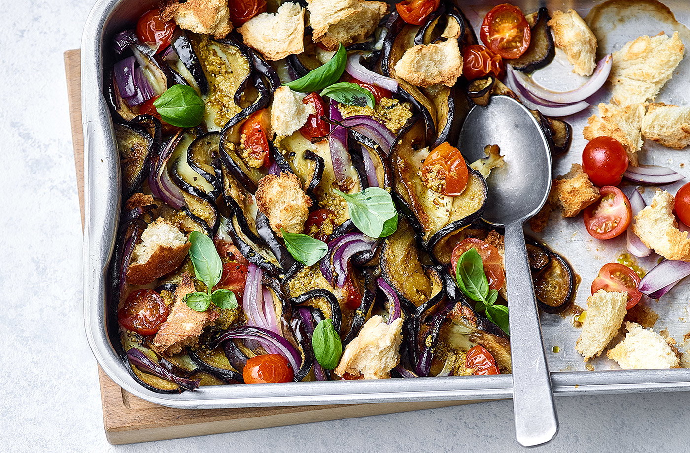 Caprese aubergine traybake