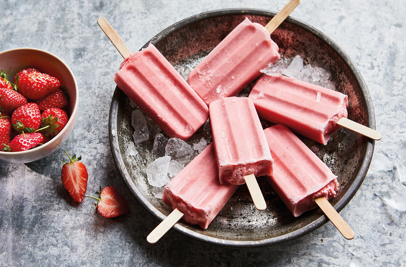 Vegan strawberry ice lollies