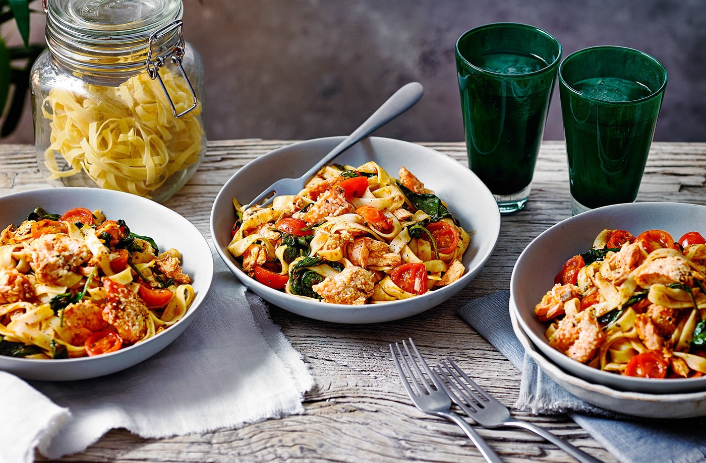 Sesame-crusted salmon harissa tagliatelle