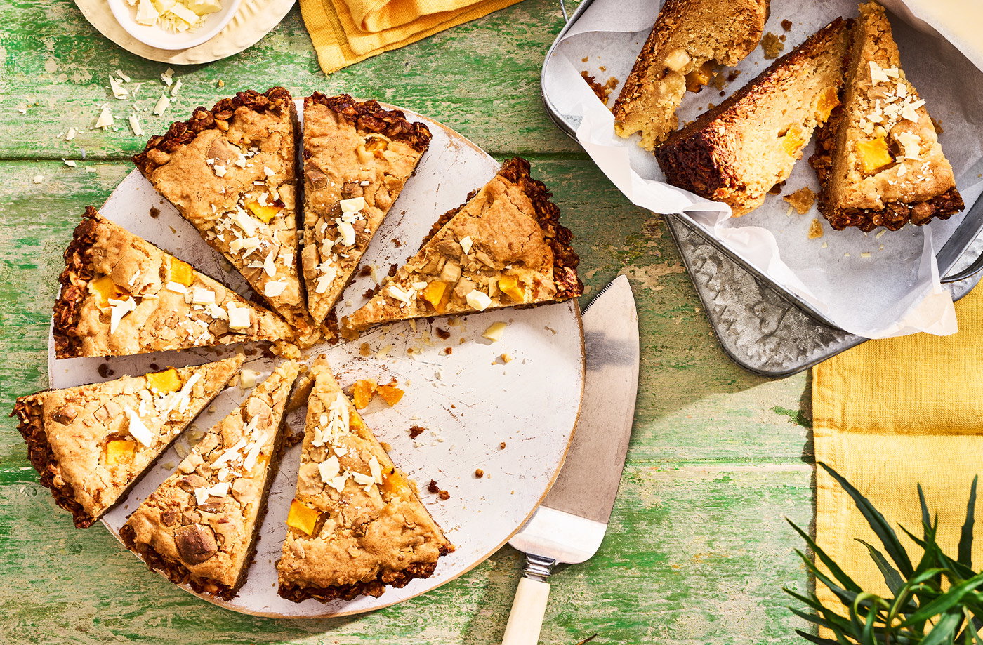 White chocolate and mango flapjack blondie tart