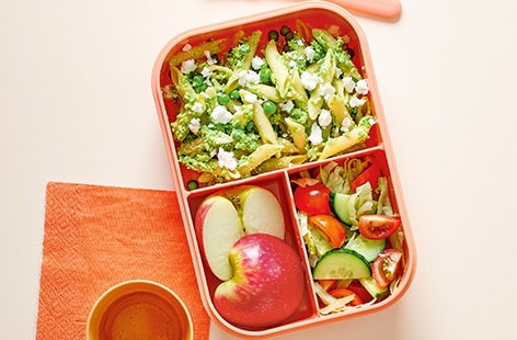 Image of "Cheesy pea pasta salad"