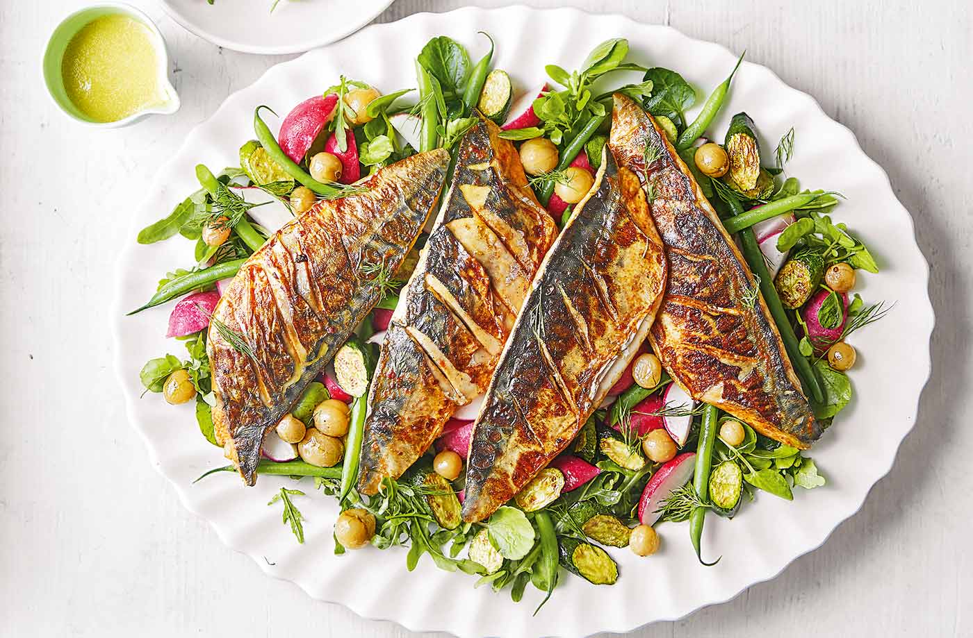 Gooseberry and mackerel salad