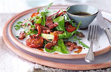 Image of "Crispy bacon salad with roasted cherry tomatoes and avocado"