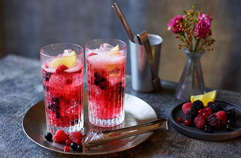 Image of "Valentine's gin fizz"