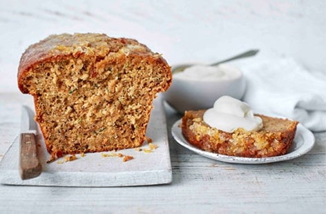 Image of "Courgette, lemon and poppy seed cake"