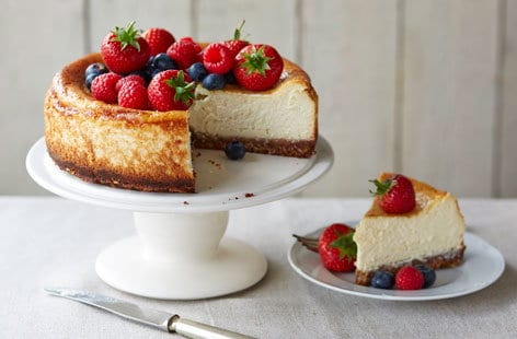 Image of "Gluten-free baked vanilla cheesecake"