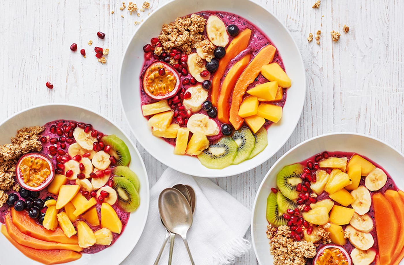Fruit yogurt parfaits
