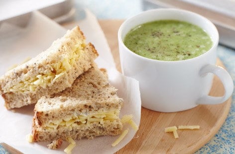 Image of "Broccoli soup with cheese sandwiches"