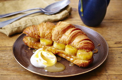 Image of "Tesco Finest sugared croissants with bananas and salted butterscotch sauce"