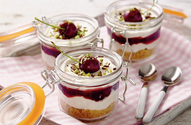 Cherry cheesecake pots