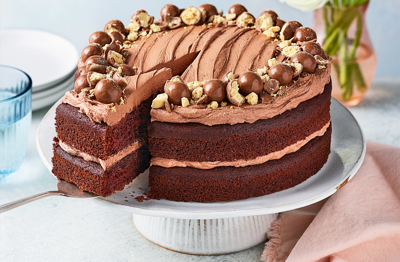 Malted chocolate cake