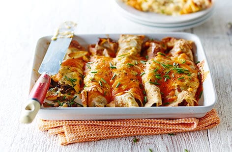 Image of "Mushroom and leek crêpe bake"