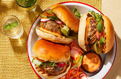 Image of "Bánh mì burgers"