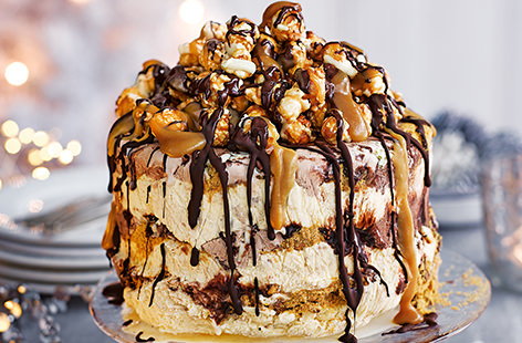 Image of "Gingerbread ice cream cake"