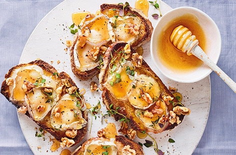 Image of "Lavender honey and goat's cheese bruschetta"