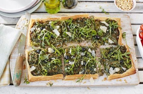 Image of "Vegan onion pissaladière"