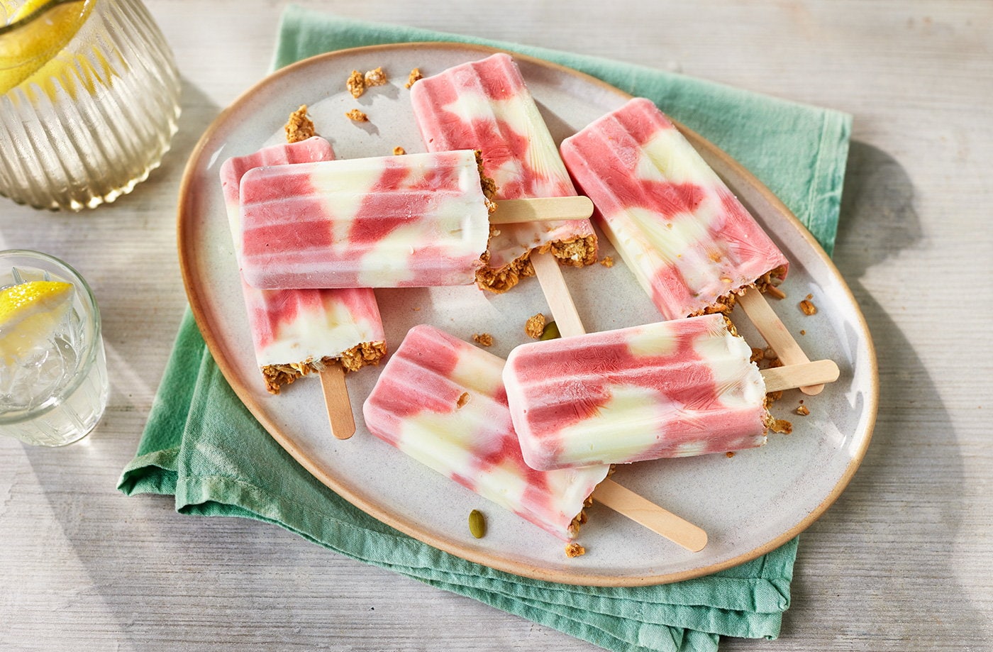 3-ingredient smoothie lollies