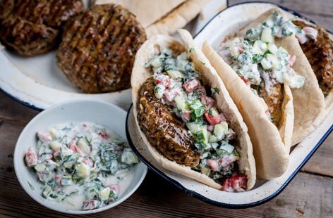 Image of "Geoffrey Smeddle's cumin and lamb burgers"