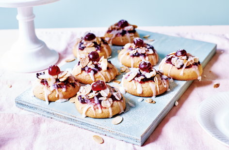 Image of "Bakewell cookies"