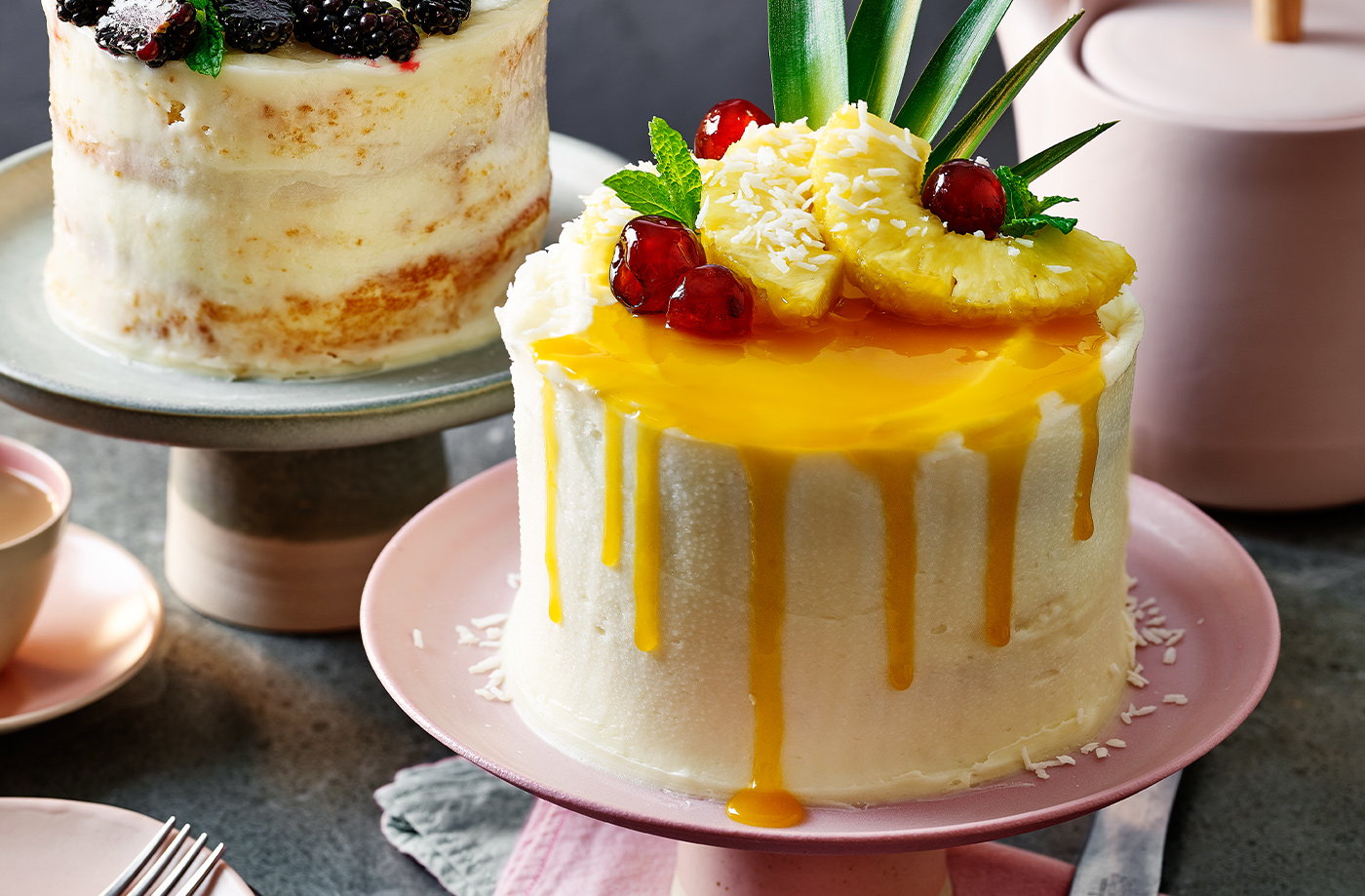 Piña colada cake