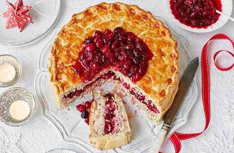 Image of "Nut roast pie"