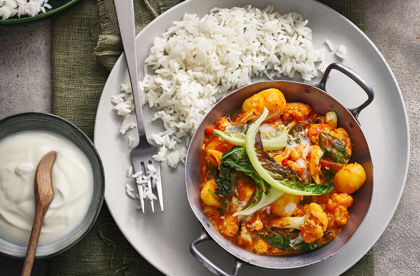 Potato, cauliflower and spinach tikka masala