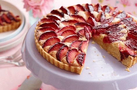 Image of "Plum frangipane tart"
