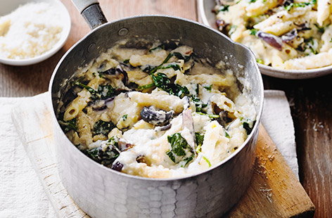 Image of "Creamy roasted cauliflower and spinach pasta"